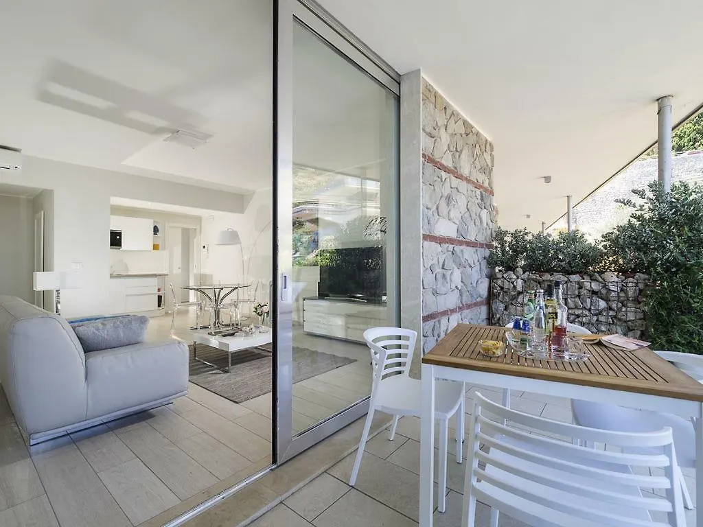 Isola Bella Infinity Suites Taormina Apart-hotel
