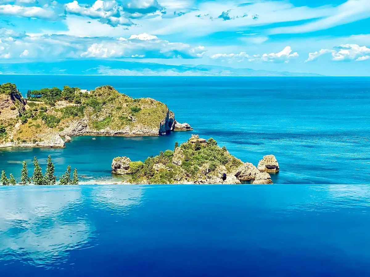 ** Lägenhetshotell Isola Bella Infinity Suites Taormina Italien