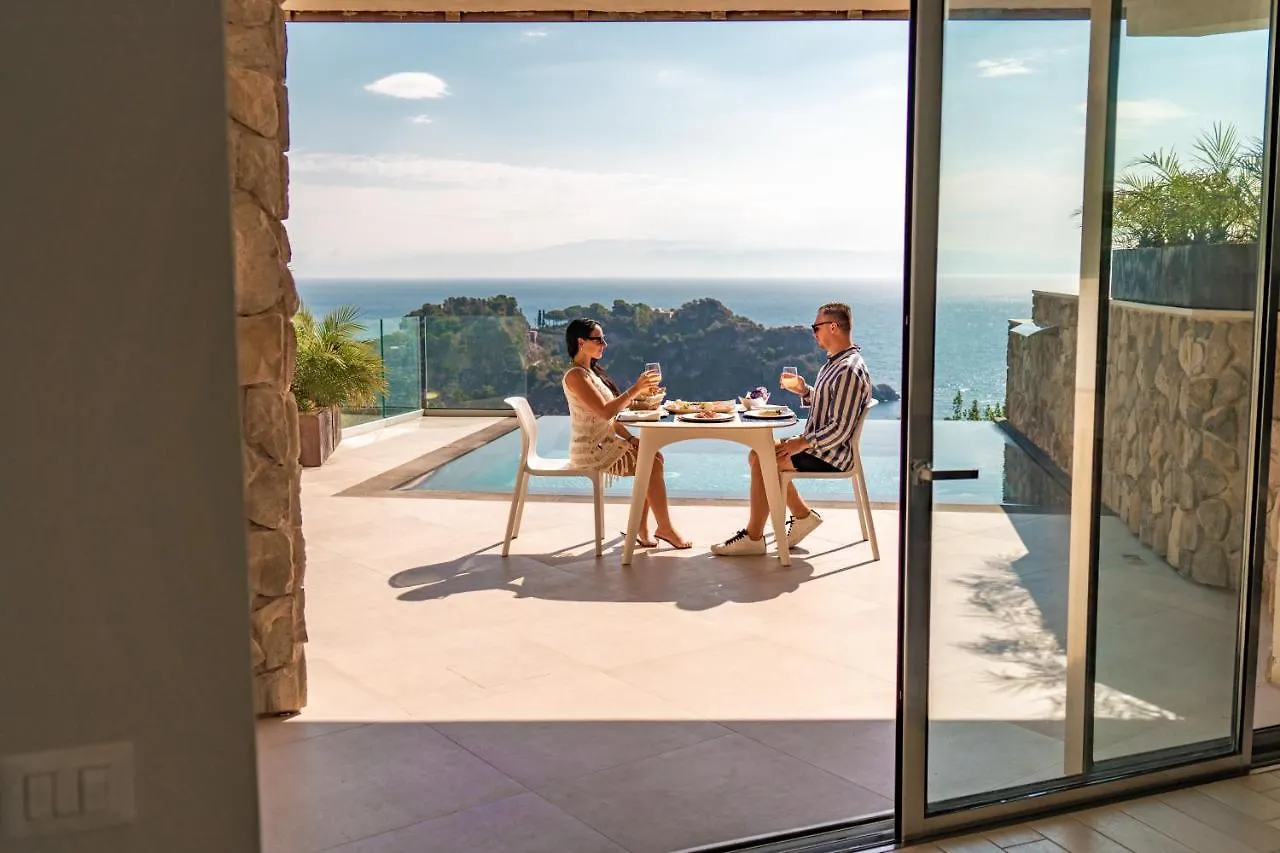 Isola Bella Infinity Suites Taormina 2*,  Italien