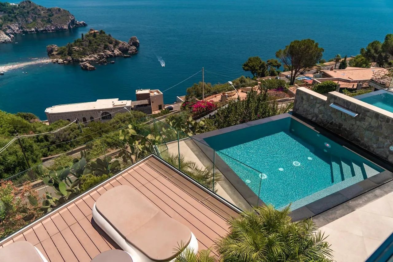 Isola Bella Infinity Suites Taormina Aparthotel